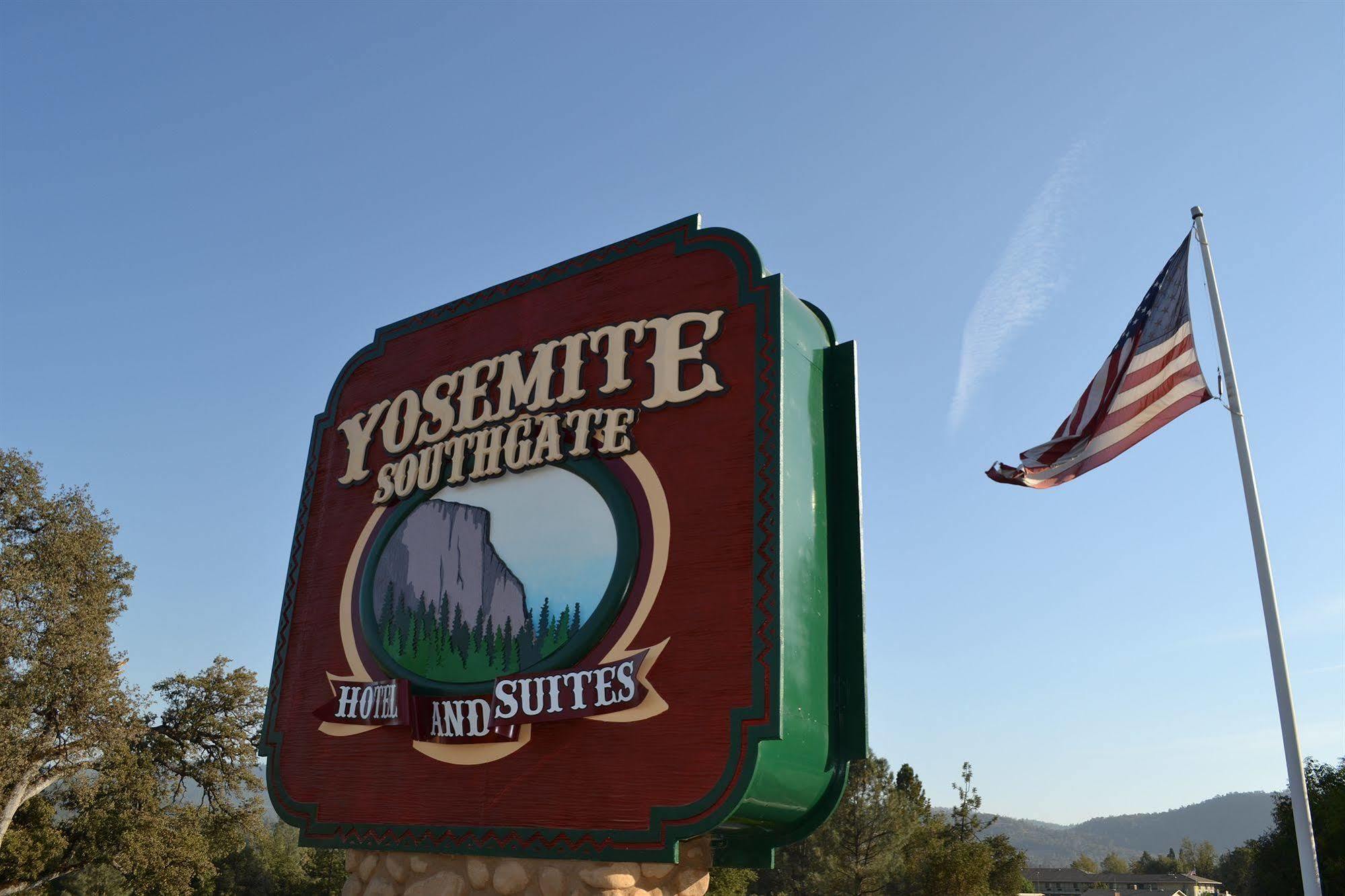 Yosemite Southgate Hotel & Suites Окхерст Экстерьер фото